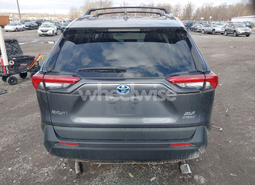 Photo 16 of 2021 Toyota Rav4 HYBRID XLE (VIN 2T3R6RFV1MW003892)