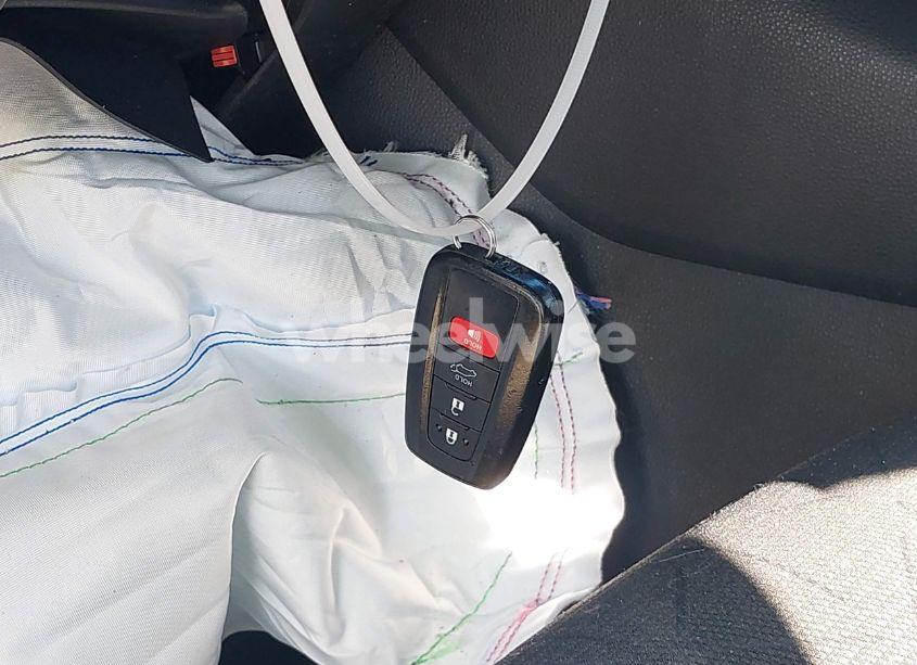 Photo 11 of 2021 Toyota Rav4 HYBRID XLE (VIN 2T3R6RFVXMW011778)