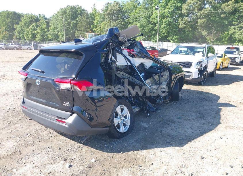 Photo 4 of 2021 Toyota Rav4 HYBRID XLE (VIN 2T3R6RFVXMW011778)