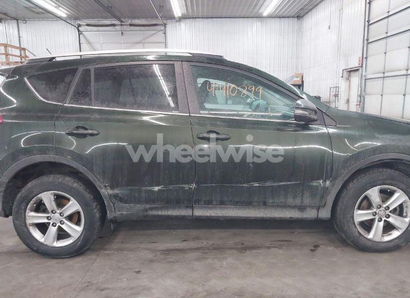Photo 13 of 2013 Toyota Rav4 XLE (VIN 2T3RFREV0DW090928)