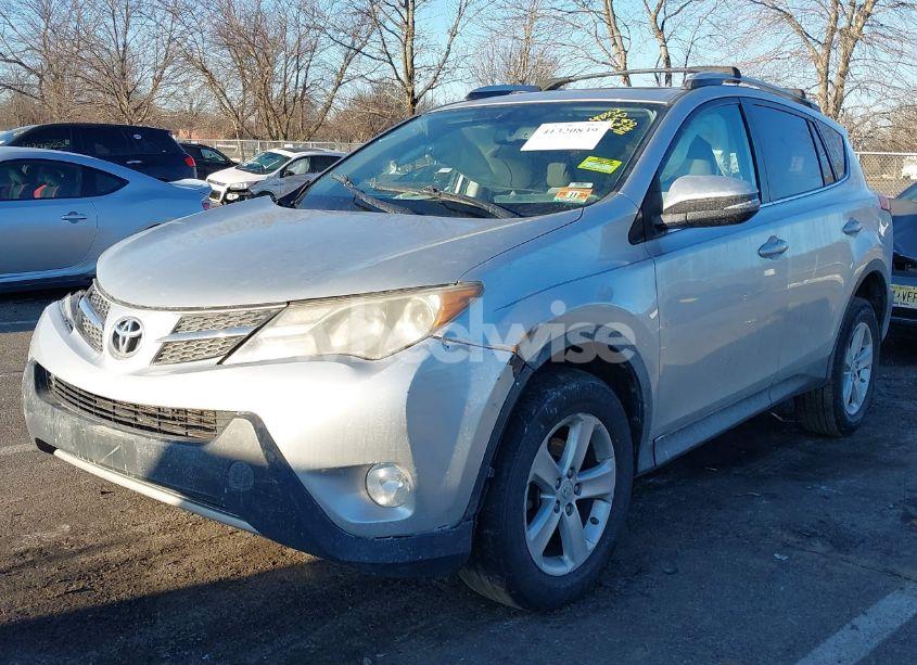 Photo 2 of 2013 Toyota Rav4 XLE (VIN 2T3RFREV0DW115729)