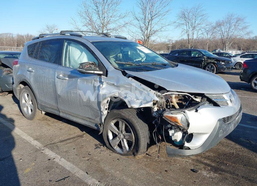 Photo 6 of 2013 Toyota Rav4 XLE (VIN 2T3RFREV0DW115729)