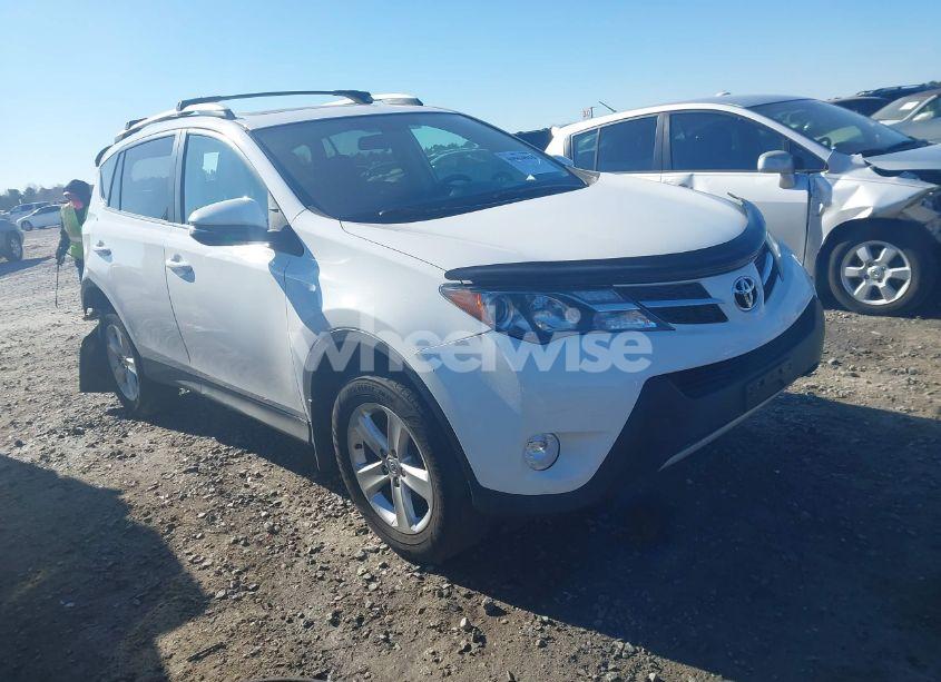 2013 Toyota Rav4 XLE (VIN 2T3RFREV0DW116993) main photo