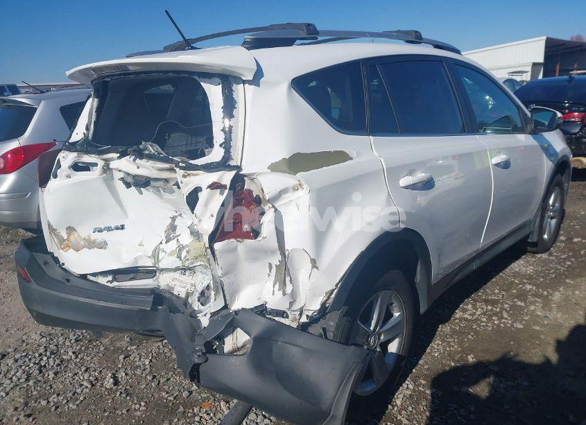 Photo 4 of 2013 Toyota Rav4 XLE (VIN 2T3RFREV0DW116993)