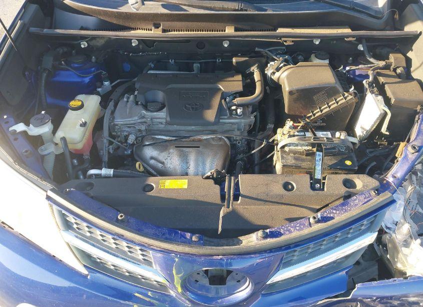 Photo 10 of 2014 Toyota Rav4 XLE (VIN 2T3RFREV0EW164866)