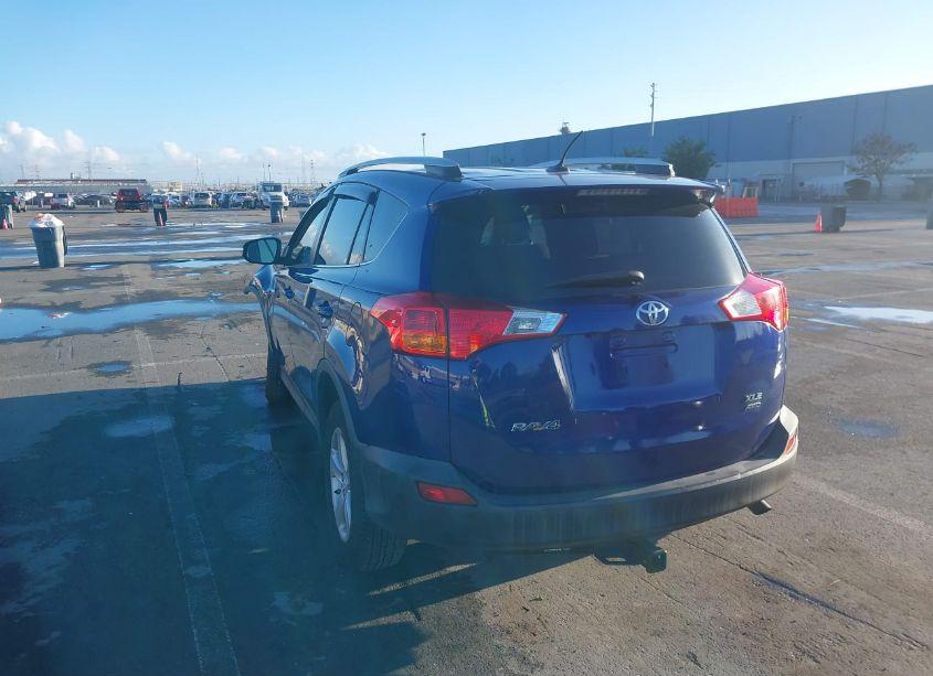 Photo 3 of 2014 Toyota Rav4 XLE (VIN 2T3RFREV0EW164866)