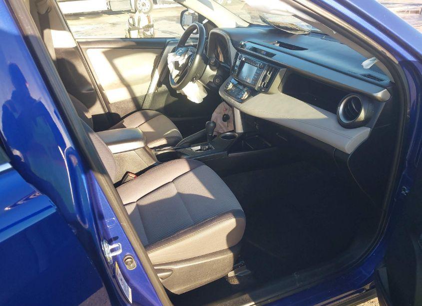 Photo 5 of 2014 Toyota Rav4 XLE (VIN 2T3RFREV0EW164866)