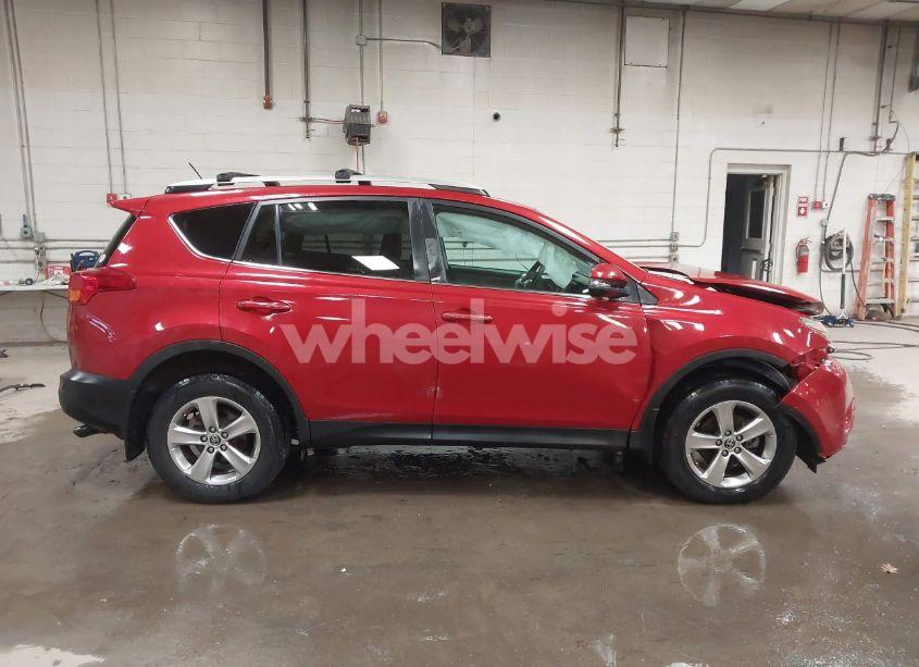 Photo 14 of 2015 Toyota Rav4 XLE (VIN 2T3RFREV0FW302049)