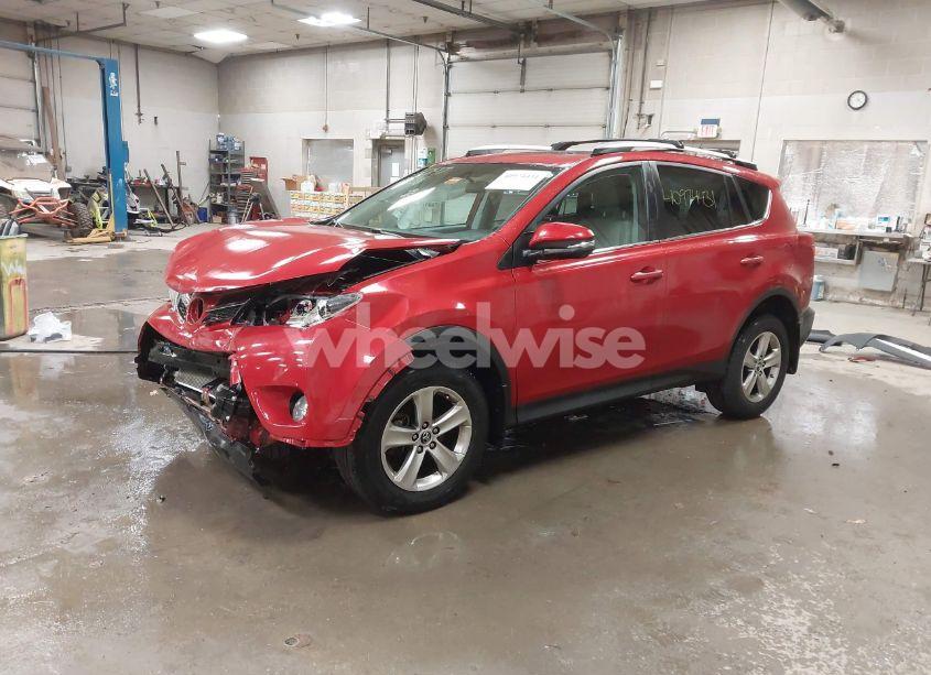 Photo 2 of 2015 Toyota Rav4 XLE (VIN 2T3RFREV0FW302049)