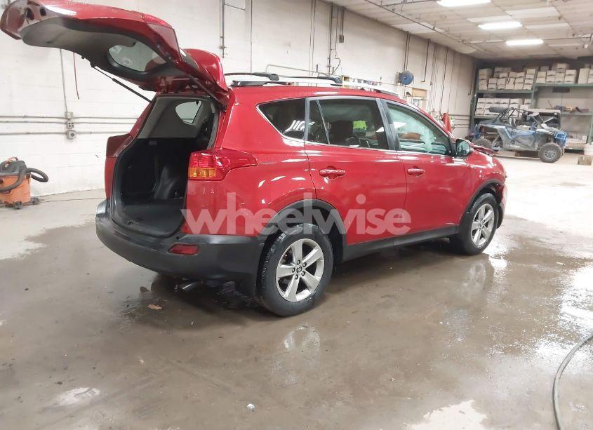 Photo 4 of 2015 Toyota Rav4 XLE (VIN 2T3RFREV0FW302049)