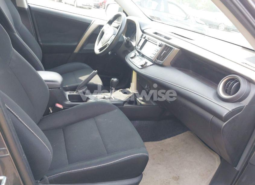 Photo 5 of 2015 Toyota Rav4 XLE (VIN 2T3RFREV0FW370920)