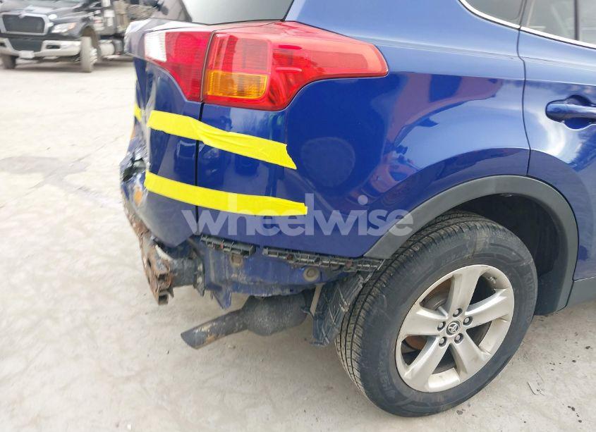 Photo 19 of 2015 Toyota Rav4 XLE (VIN 2T3RFREV0FW403723)