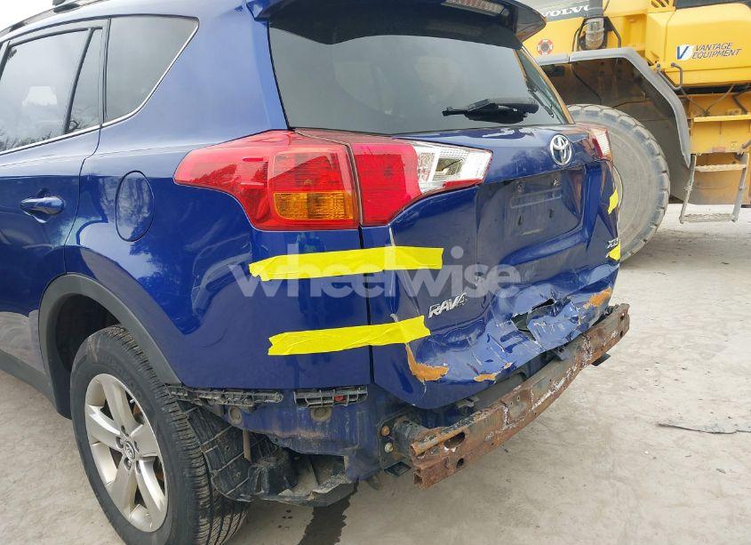 Photo 6 of 2015 Toyota Rav4 XLE (VIN 2T3RFREV0FW403723)