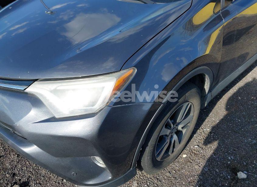 Photo 18 of 2016 Toyota Rav4 XLE (VIN 2T3RFREV0GW442779)