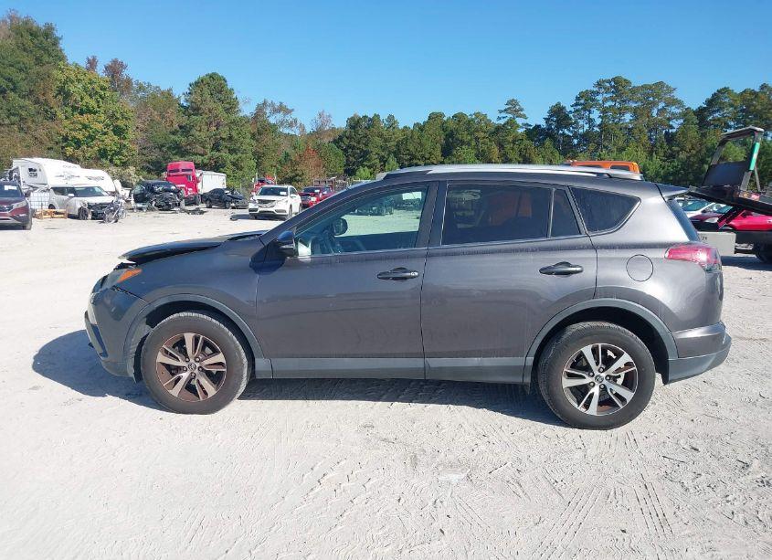 Photo 14 of 2016 Toyota Rav4 XLE (VIN 2T3RFREV0GW503175)