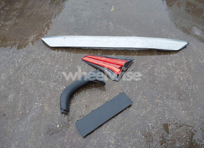 Photo 12 of 2016 Toyota Rav4 XLE (VIN 2T3RFREV0GW508957)