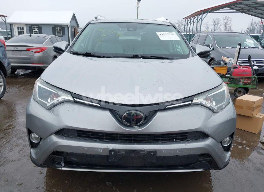 Photo 13 of 2016 Toyota Rav4 XLE (VIN 2T3RFREV0GW508957)