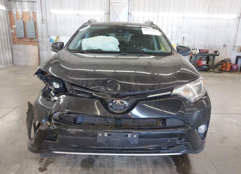 Photo 12 of 2017 Toyota Rav4 XLE (VIN 2T3RFREV0HW556668)