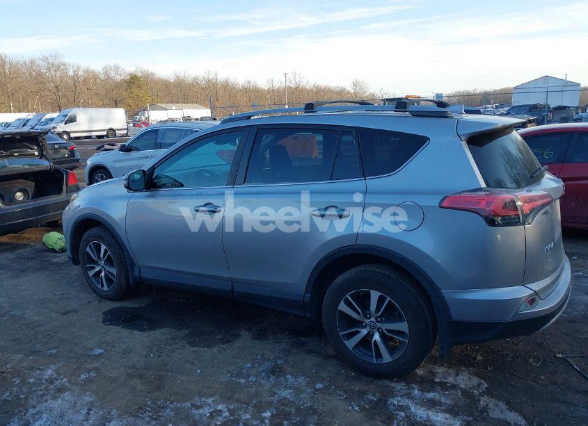 Photo 14 of 2017 Toyota Rav4 XLE (VIN 2T3RFREV0HW607506)