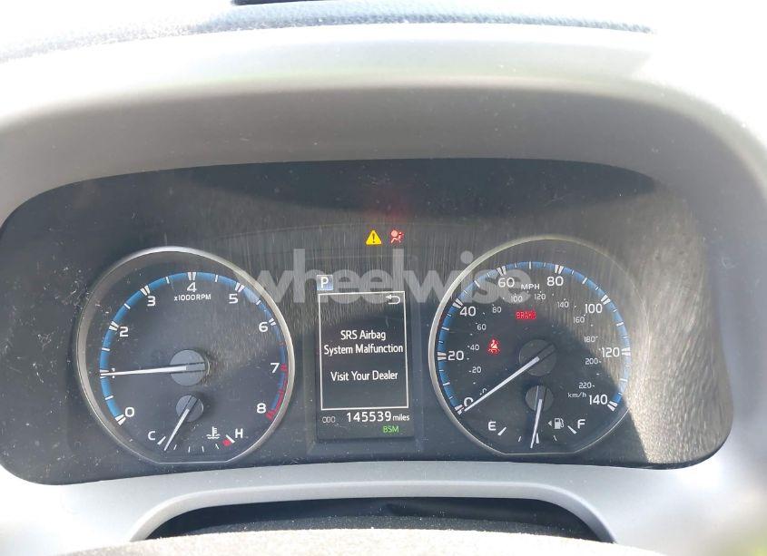 Photo 7 of 2018 Toyota Rav4 XLE (VIN 2T3RFREV0JW704159)