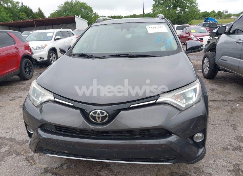 Photo 13 of 2018 Toyota Rav4 ADVENTURE/XLE (VIN 2T3RFREV0JW721415)