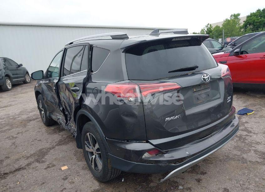 Photo 3 of 2018 Toyota Rav4 ADVENTURE/XLE (VIN 2T3RFREV0JW721415)