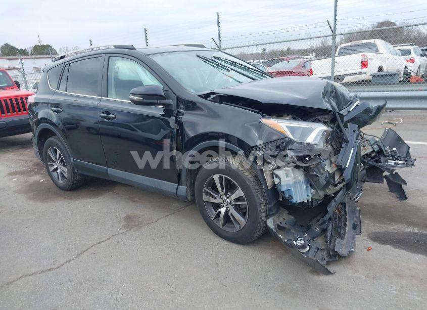 2018 Toyota Rav4 ADVENTURE/XLE (VIN 2T3RFREV0JW761820) main photo