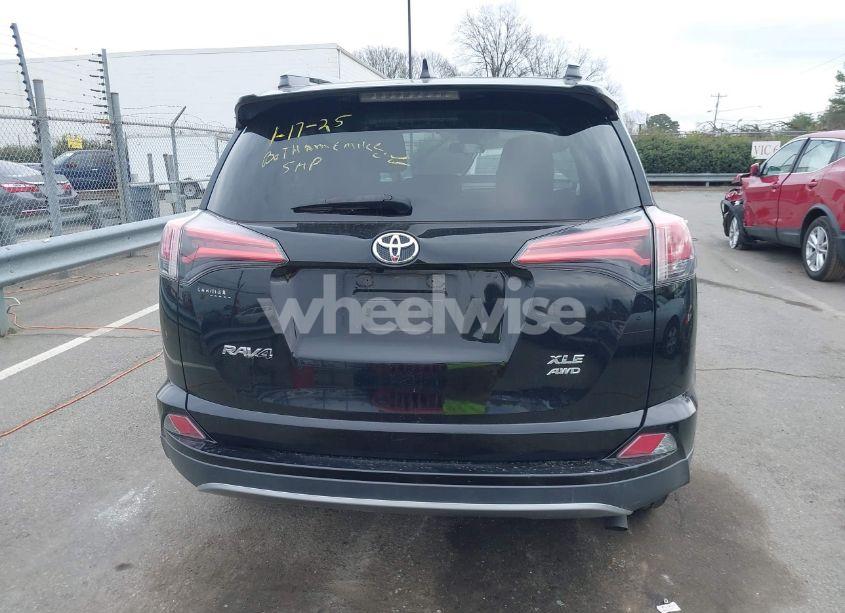 Photo 16 of 2018 Toyota Rav4 ADVENTURE/XLE (VIN 2T3RFREV0JW761820)