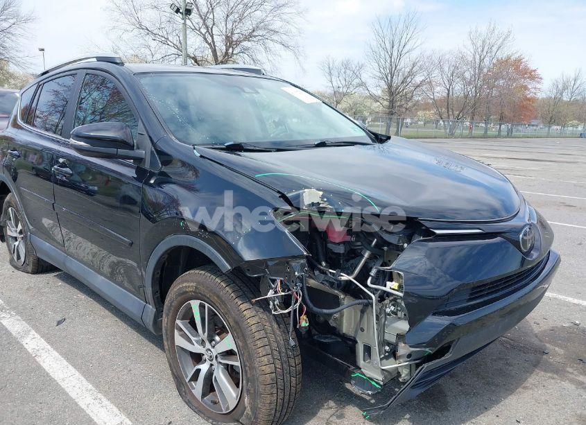 Photo 6 of 2018 Toyota Rav4 XLE (VIN 2T3RFREV0JW786393)