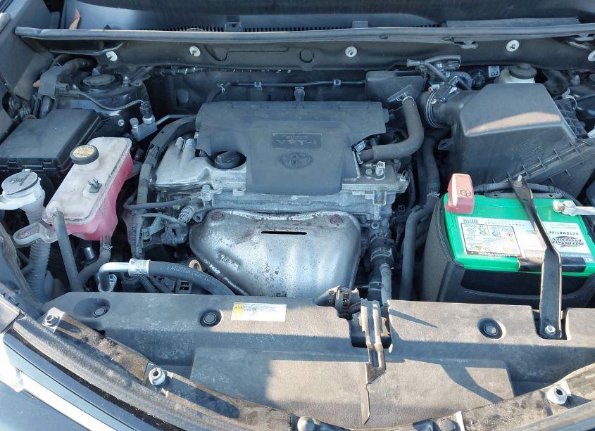 Photo 10 of 2018 Toyota Rav4 ADVENTURE/XLE (VIN 2T3RFREV0JW822986)