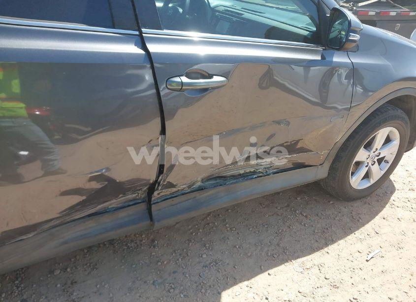 Photo 6 of 2013 Toyota Rav4 XLE (VIN 2T3RFREV1DW017471)