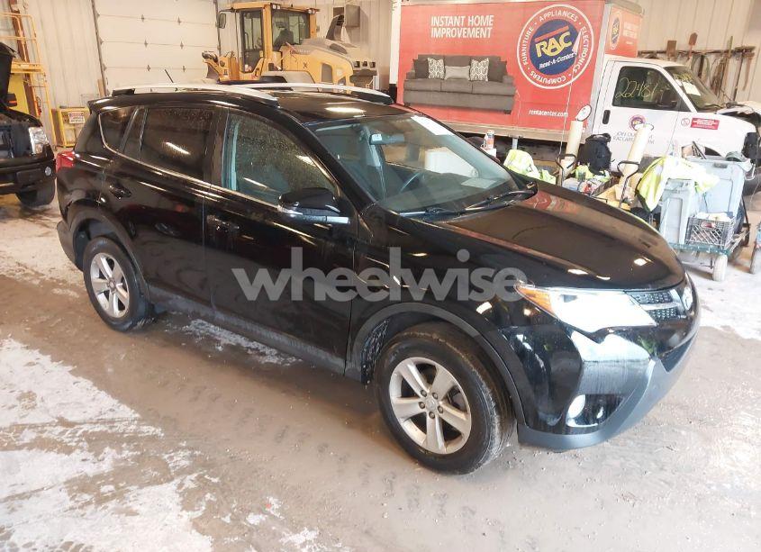 2013 Toyota Rav4 XLE (VIN 2T3RFREV1DW109602) main photo