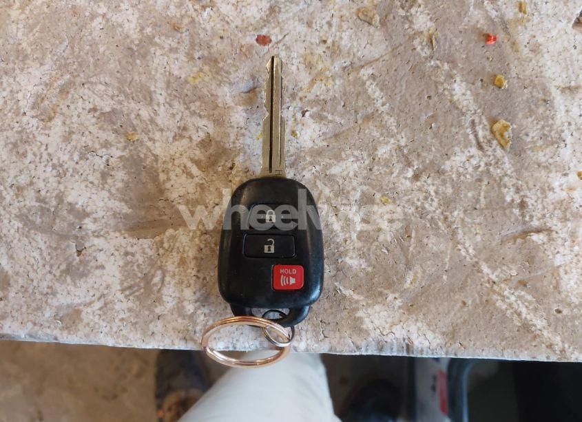 Photo 11 of 2013 Toyota Rav4 XLE (VIN 2T3RFREV1DW109602)