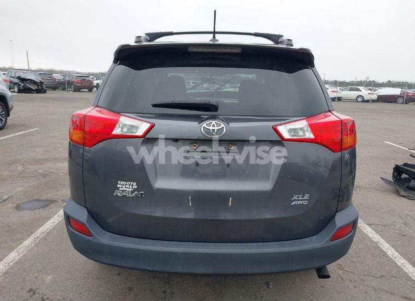 Photo 16 of 2014 Toyota Rav4 XLE (VIN 2T3RFREV1EW140141)