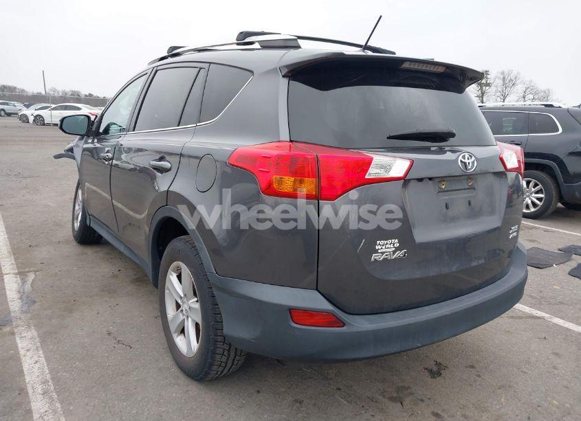 Photo 3 of 2014 Toyota Rav4 XLE (VIN 2T3RFREV1EW140141)