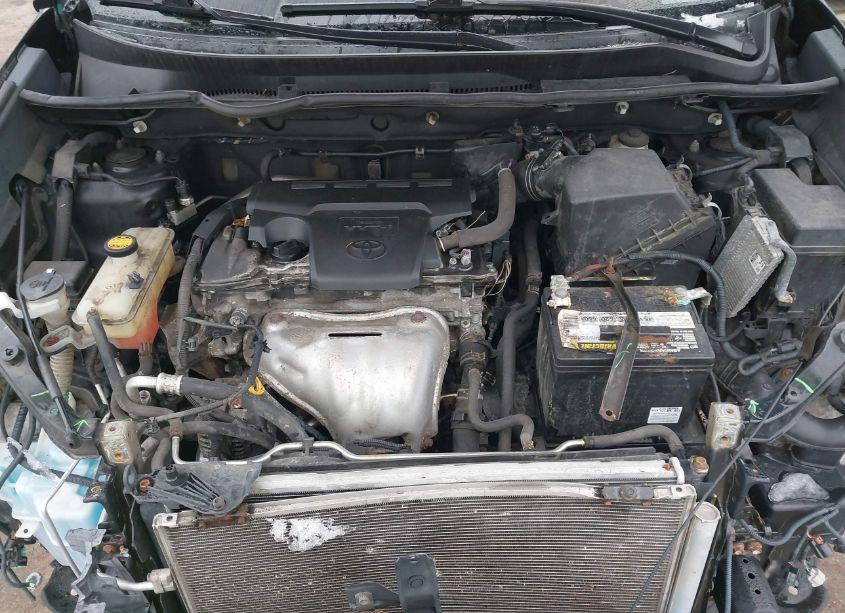 Photo 10 of 2014 Toyota Rav4 XLE (VIN 2T3RFREV1EW174810)