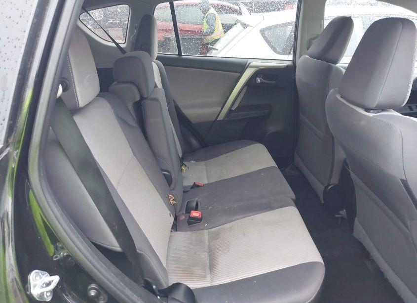 Photo 8 of 2014 Toyota Rav4 XLE (VIN 2T3RFREV1EW174810)