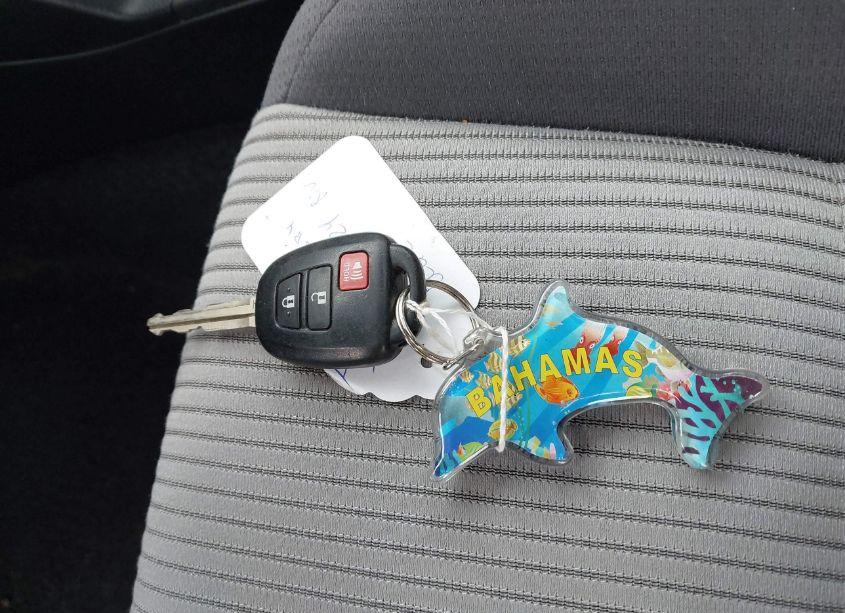 Photo 11 of 2014 Toyota Rav4 XLE (VIN 2T3RFREV1EW190070)