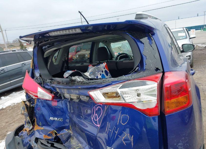 Photo 6 of 2014 Toyota Rav4 XLE (VIN 2T3RFREV1EW190070)