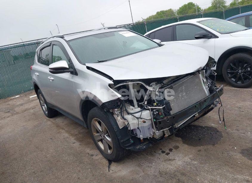 2015 Toyota Rav4 XLE (VIN 2T3RFREV1FW261589) main photo