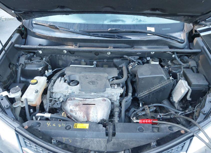 Photo 10 of 2015 Toyota Rav4 XLE (VIN 2T3RFREV1FW377391)