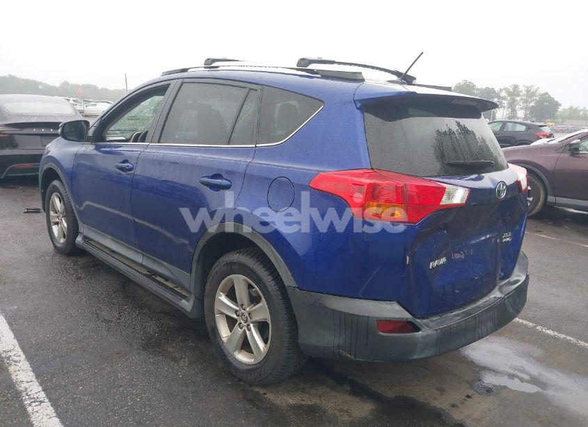 Photo 3 of 2015 Toyota Rav4 XLE (VIN 2T3RFREV1FW383546)