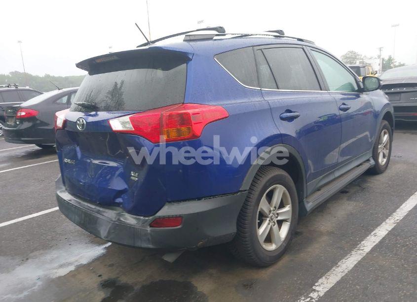 Photo 4 of 2015 Toyota Rav4 XLE (VIN 2T3RFREV1FW383546)