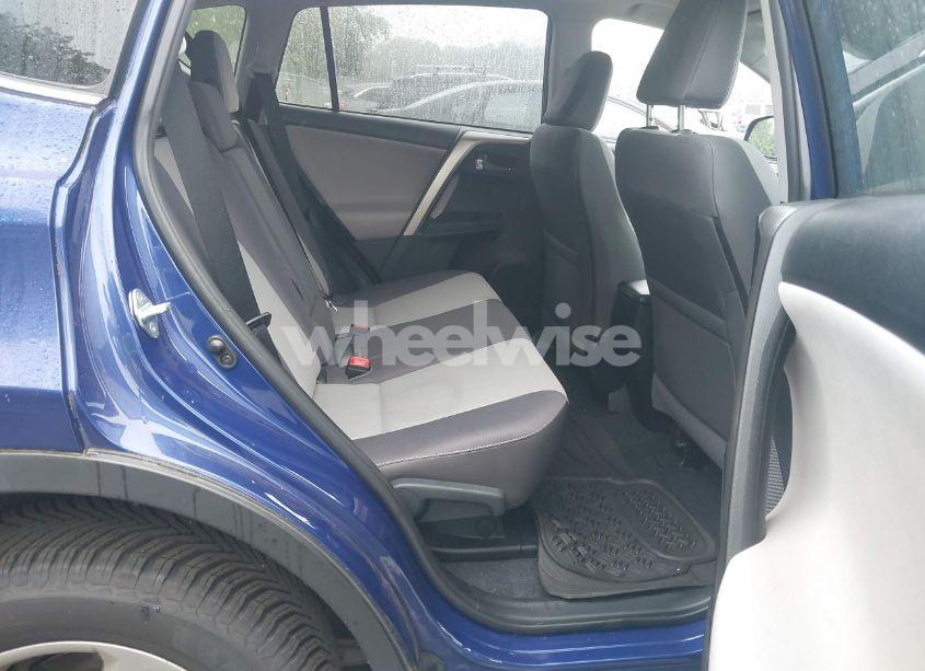 Photo 8 of 2015 Toyota Rav4 XLE (VIN 2T3RFREV1FW383546)