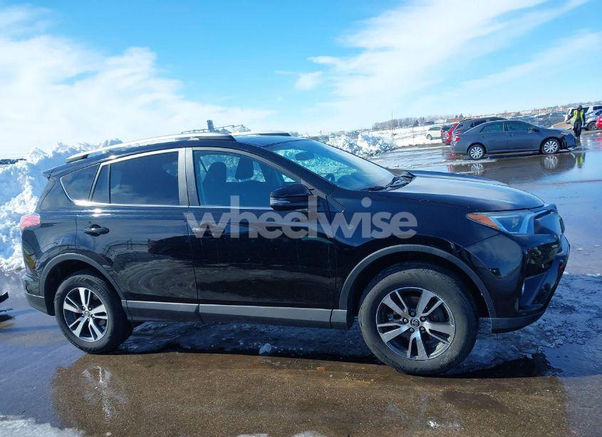 Photo 14 of 2016 Toyota Rav4 XLE (VIN 2T3RFREV1GW410956)