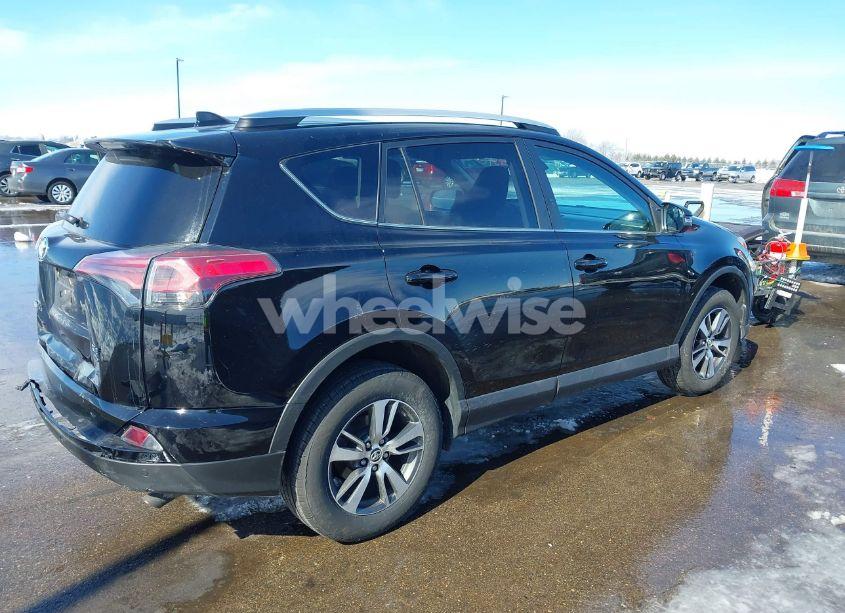 Photo 4 of 2016 Toyota Rav4 XLE (VIN 2T3RFREV1GW410956)