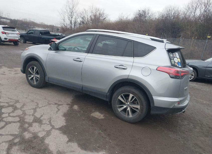 Photo 3 of 2016 Toyota Rav4 XLE (VIN 2T3RFREV1GW484068)