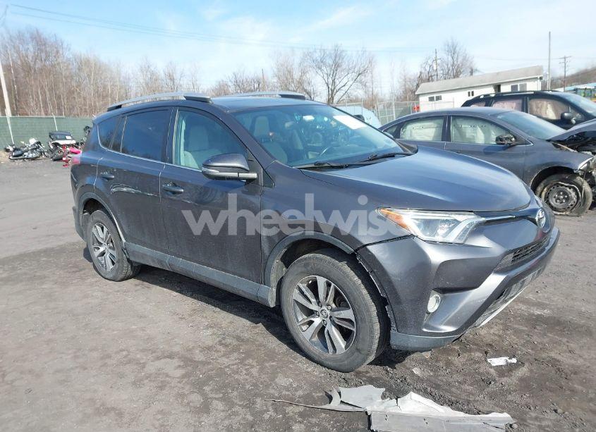 2016 Toyota Rav4 XLE (VIN 2T3RFREV1GW512127) main photo