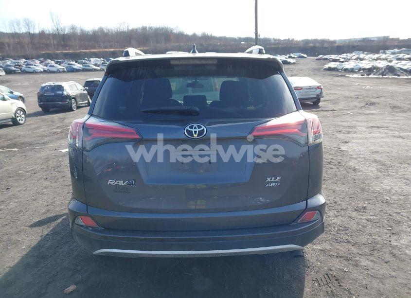 Photo 16 of 2016 Toyota Rav4 XLE (VIN 2T3RFREV1GW512127)