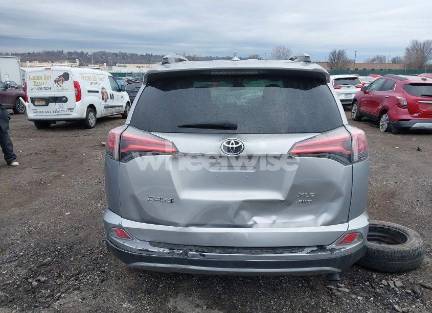 Photo 15 of 2017 Toyota Rav4 XLE (VIN 2T3RFREV1HW559806)